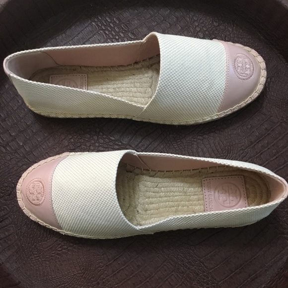 SOLD on Ⓜ️ Tory Burch Color Block Espadrille Flats - Picture 2 of 8